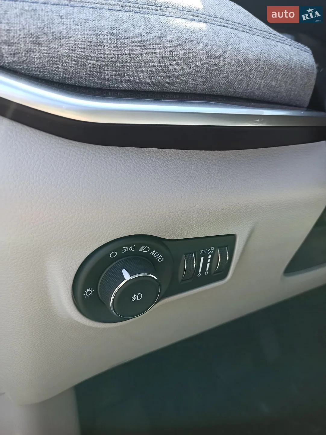 2021 Jeep Compass - мініатюра 12