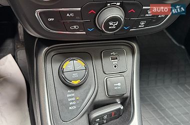 Внедорожник / Кроссовер Jeep Compass 2019 в Киеве
