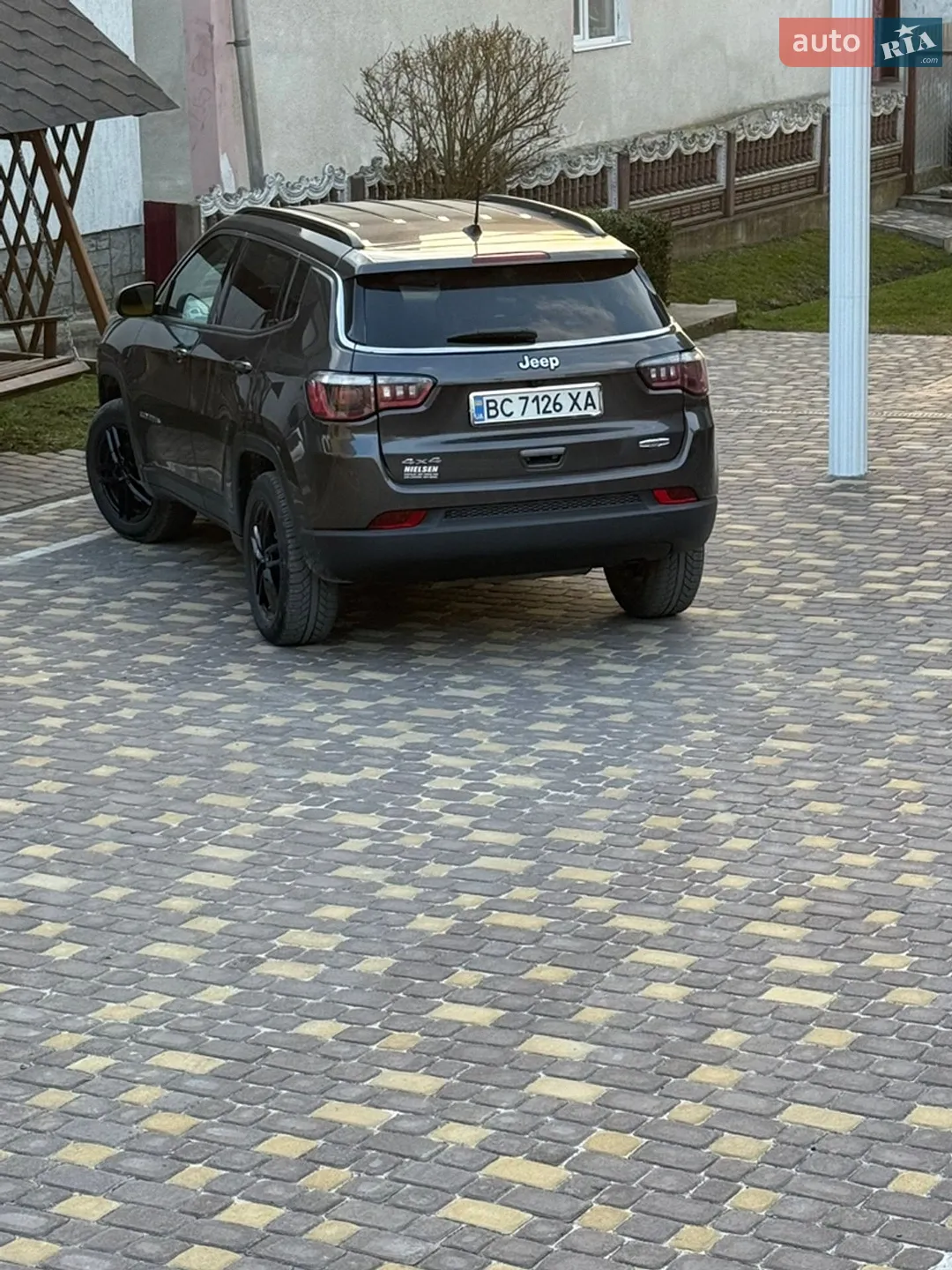 2018 Jeep Compass - мініатюра 3