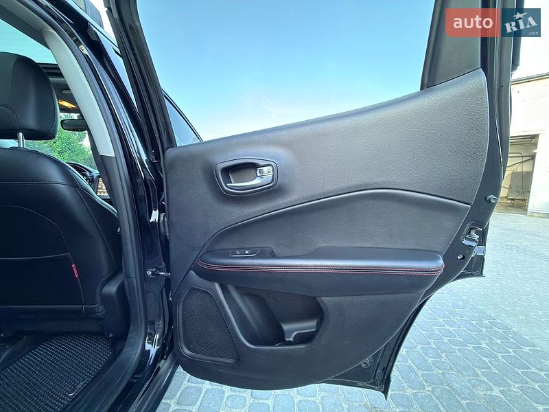 Позашляховик / Кросовер Jeep Compass 2017 в Вінниці