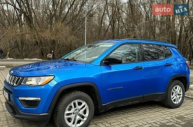 Внедорожник / Кроссовер Jeep Compass 2017 в Киеве