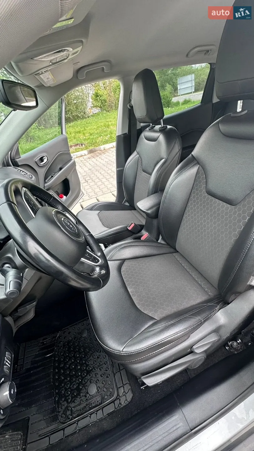 2019 Jeep Compass - мініатюра 13