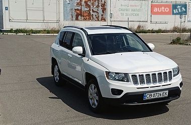 Позашляховик / Кросовер Jeep Compass 2015 в Чернігові