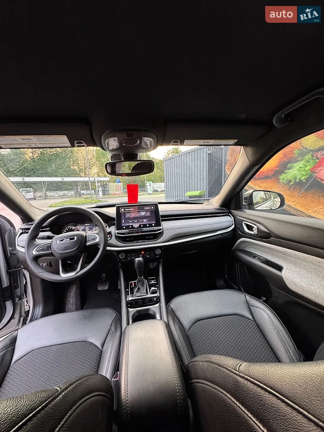 2024 Jeep Compass - мініатюра 19