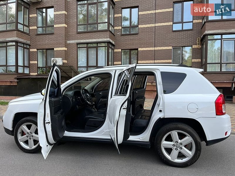Позашляховик / Кросовер Jeep Compass 2012 в Чернігові фото 21 Позашляховик / Кросовер Jeep Compass 2012 в Чернігові
