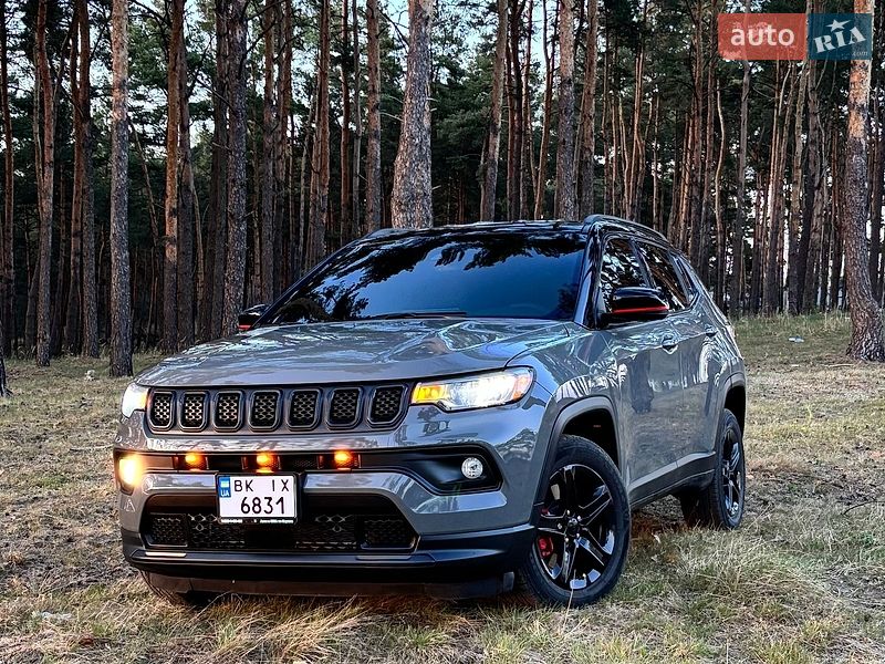 Внедорожник / Кроссовер Jeep Compass 2023 в Вараше