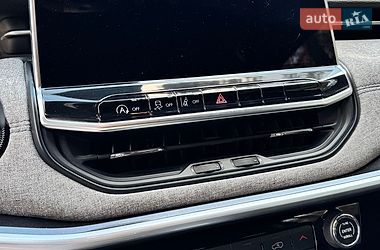 Внедорожник / Кроссовер Jeep Compass 2023 в Вараше