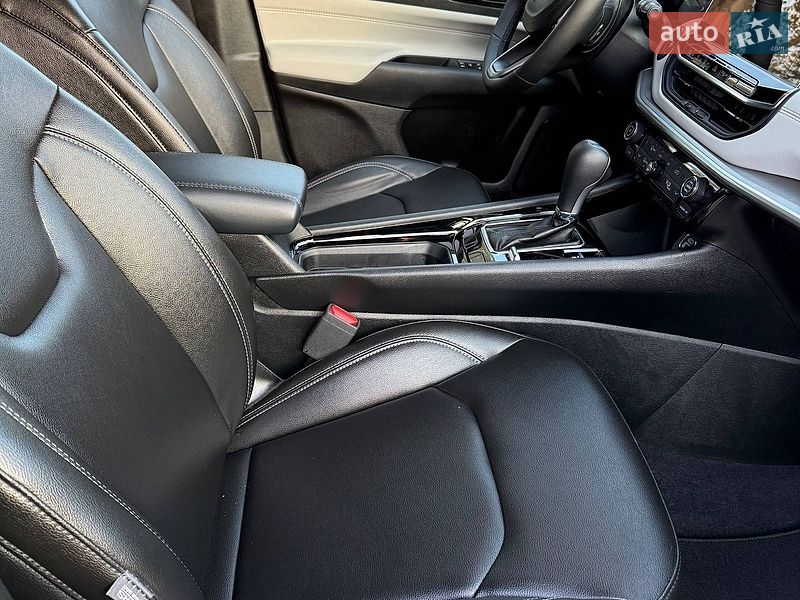 Внедорожник / Кроссовер Jeep Compass 2024 в Полтаве