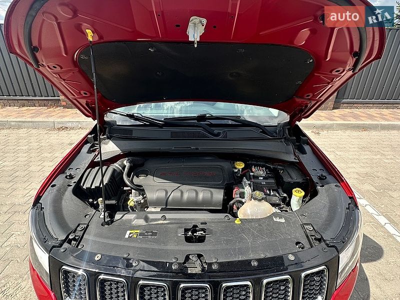 Внедорожник / Кроссовер Jeep Compass 2017 в Белогородке