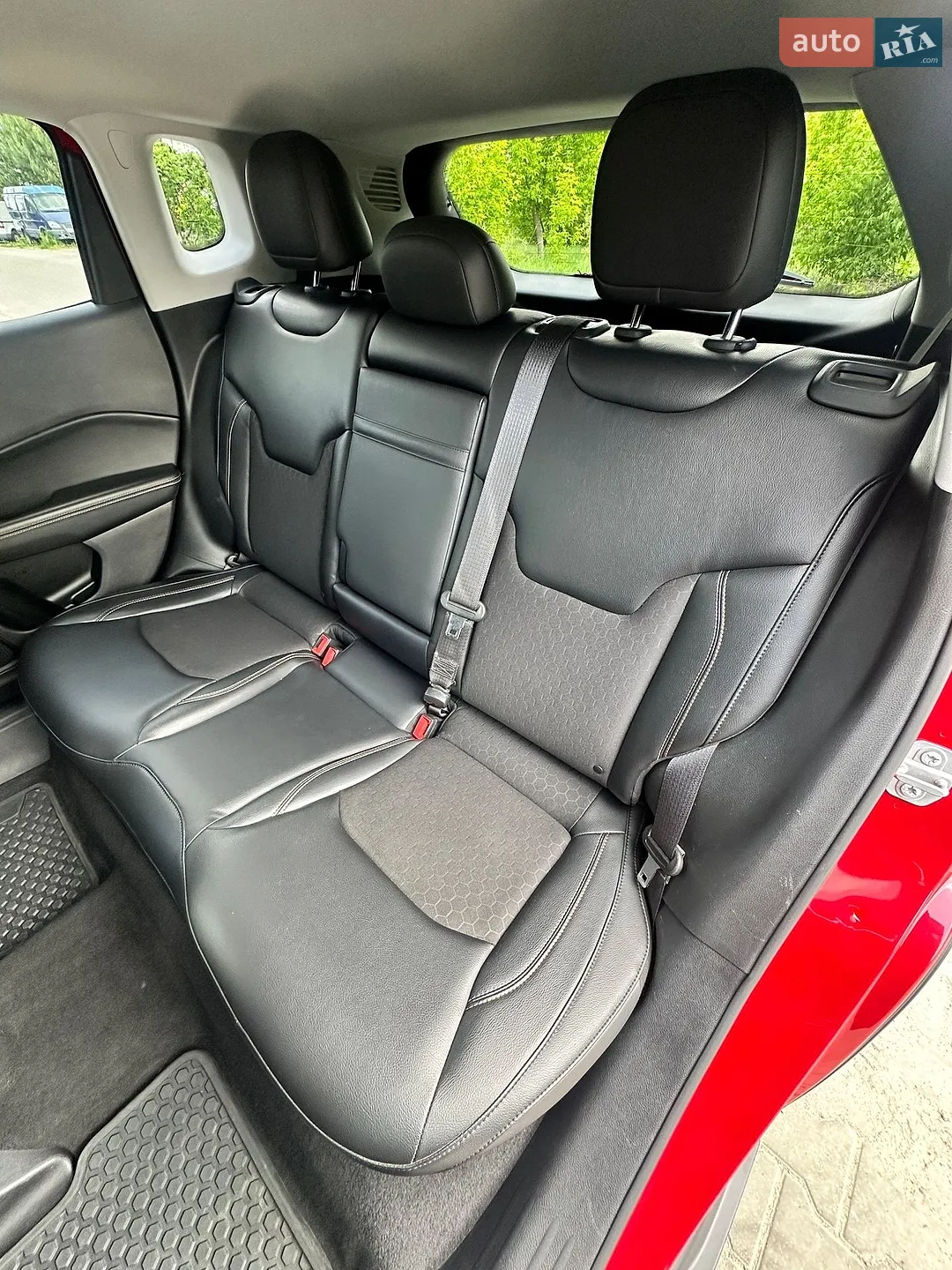 2017 Jeep Compass - мініатюра 19