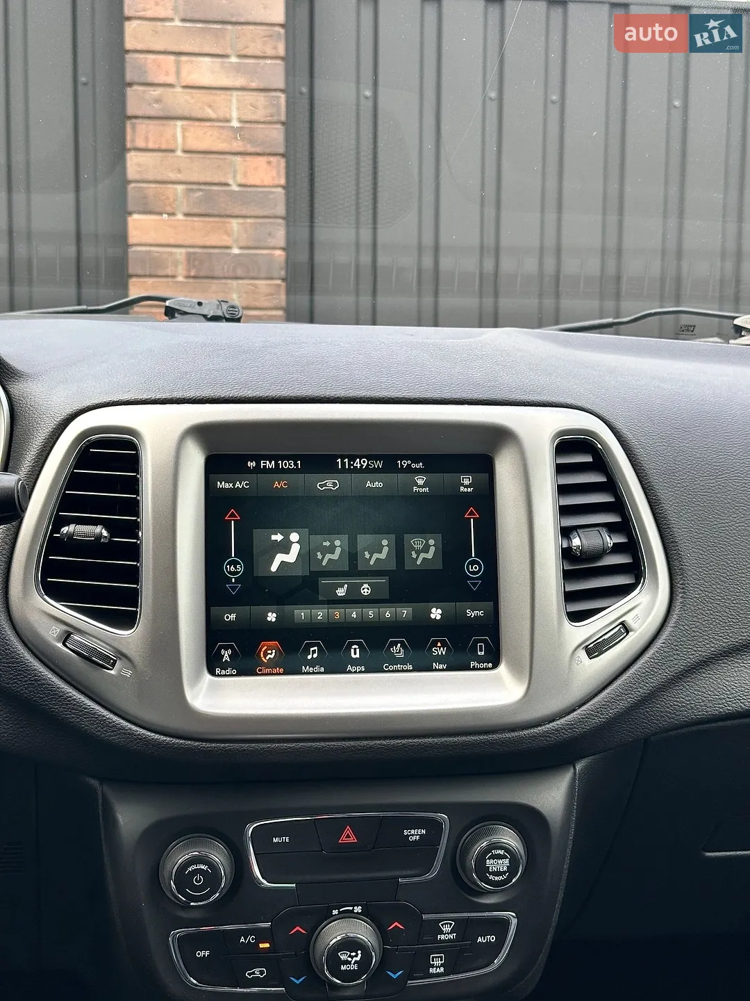 2017 Jeep Compass - мініатюра 27