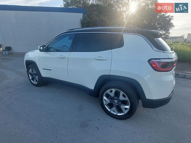 Внедорожник / Кроссовер Jeep Compass 2017 в Житомире