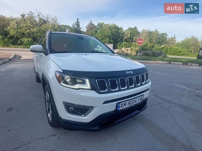 Внедорожник / Кроссовер Jeep Compass 2017 в Житомире