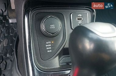 Внедорожник / Кроссовер Jeep Compass 2017 в Житомире