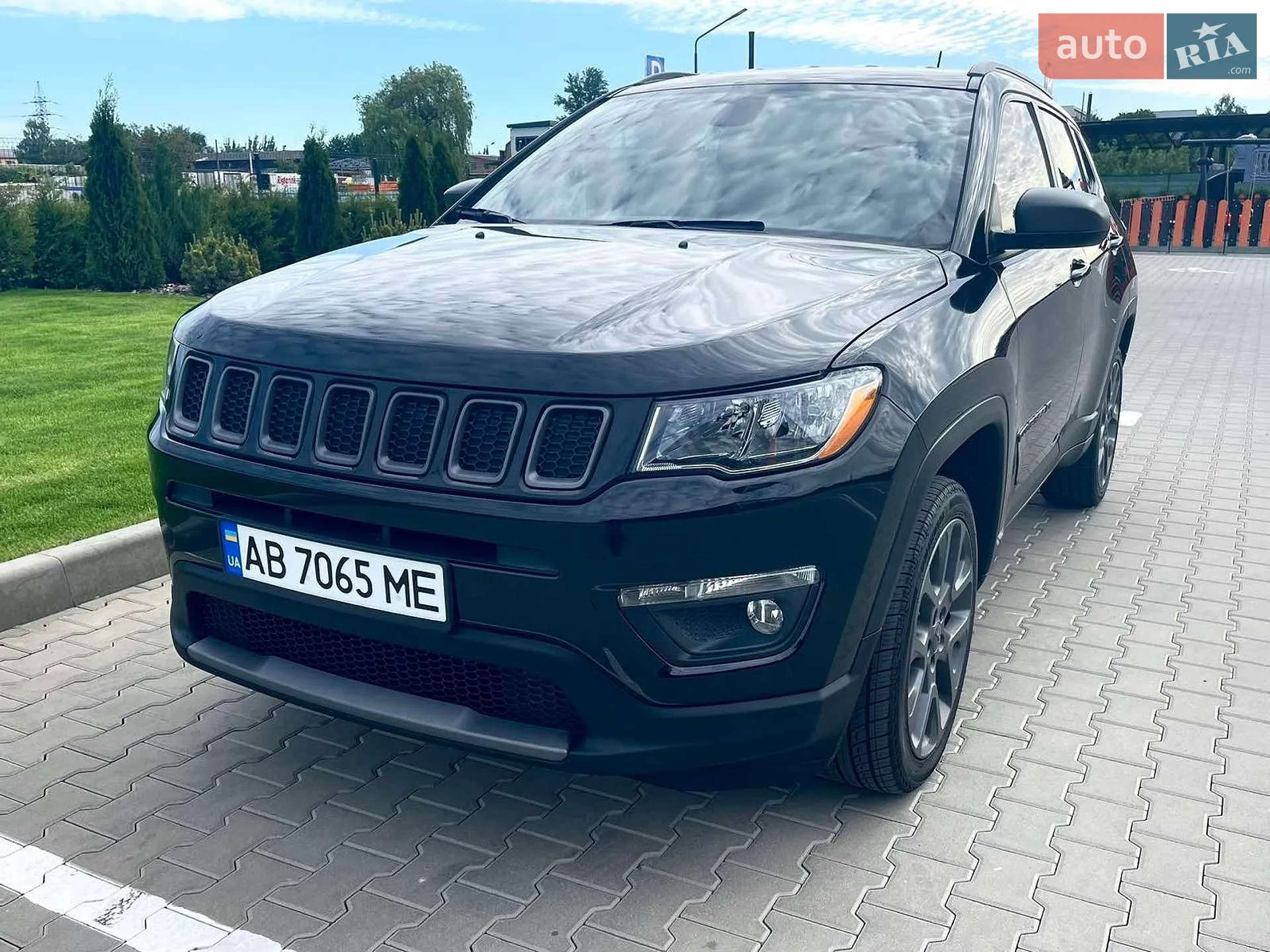 2021 Jeep Compass - мініатюра 2