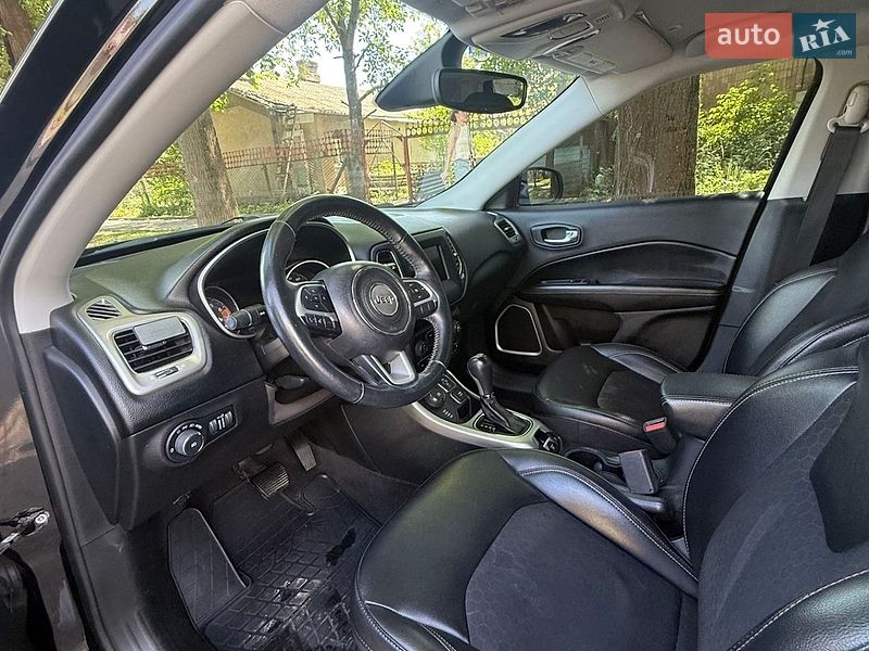 Позашляховик / Кросовер Jeep Compass 2017 в Горохові