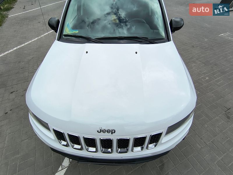 Внедорожник / Кроссовер Jeep Compass 2014 в Черкассах