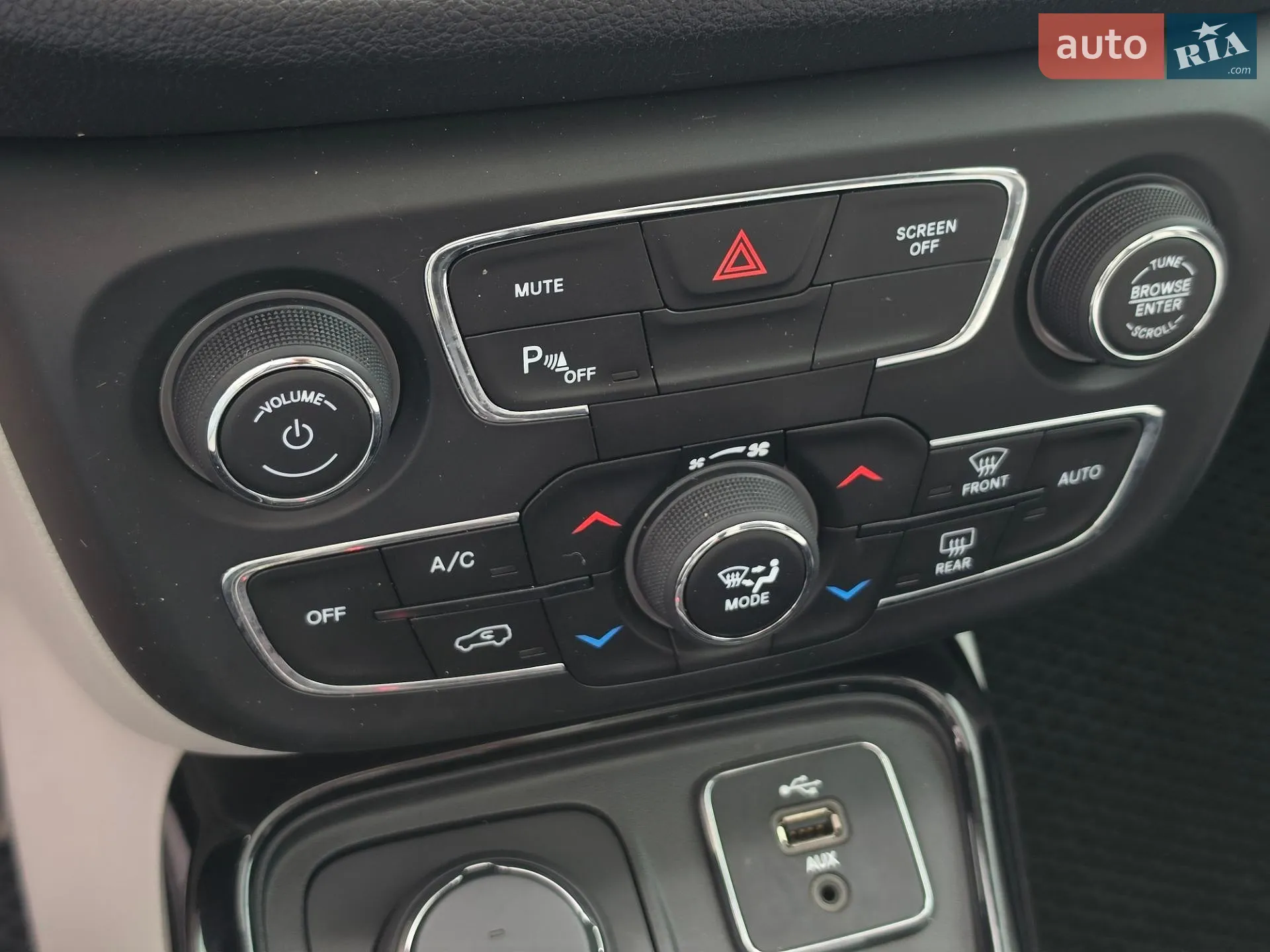 2017 Jeep Compass - мініатюра 42