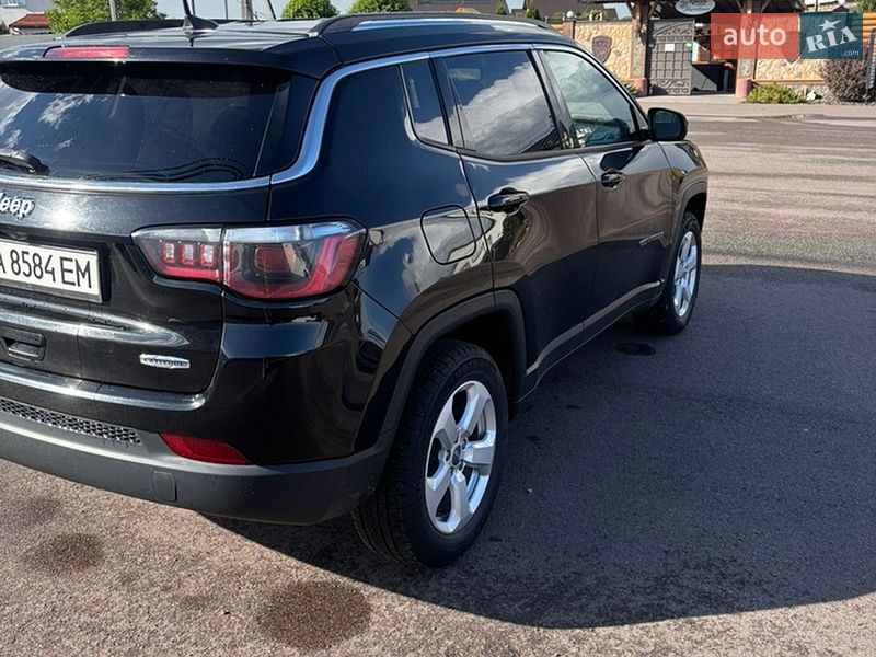 Внедорожник / Кроссовер Jeep Compass 2017 в Киеве фото 4 Внедорожник / Кроссовер Jeep Compass 2017 в Киеве