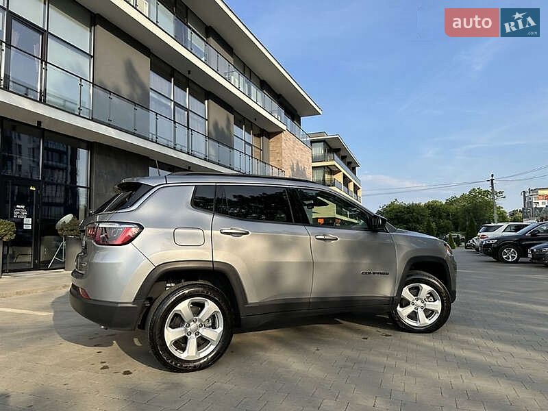 Позашляховик / Кросовер Jeep Compass 2021 в Ужгороді