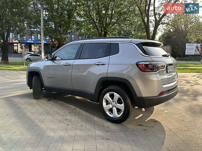 Позашляховик / Кросовер Jeep Compass 2021 в Ужгороді