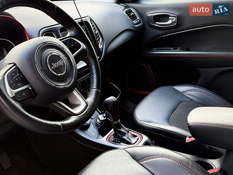Позашляховик / Кросовер Jeep Compass 2018 в Черкасах