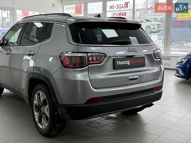Внедорожник / Кроссовер Jeep Compass 2019 в Киеве