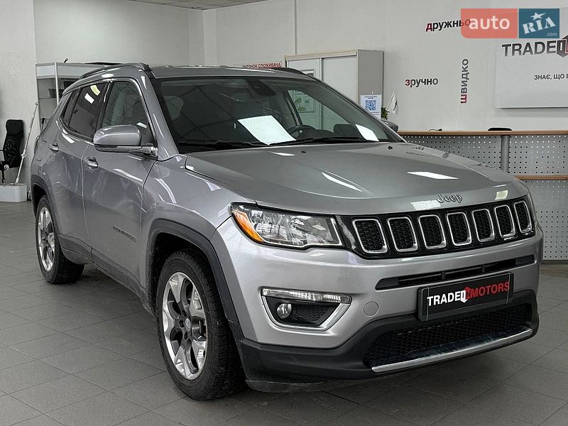 Внедорожник / Кроссовер Jeep Compass 2019 в Киеве