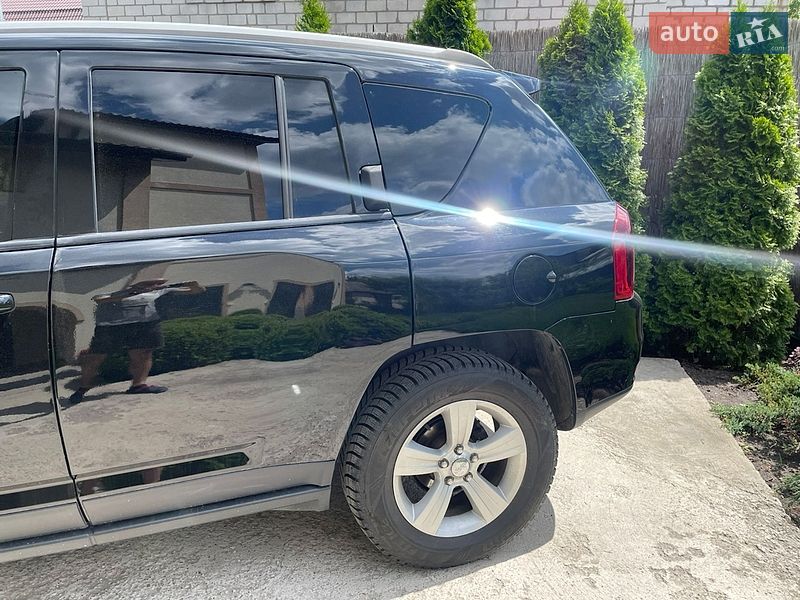 Позашляховик / Кросовер Jeep Compass 2015 в Києві