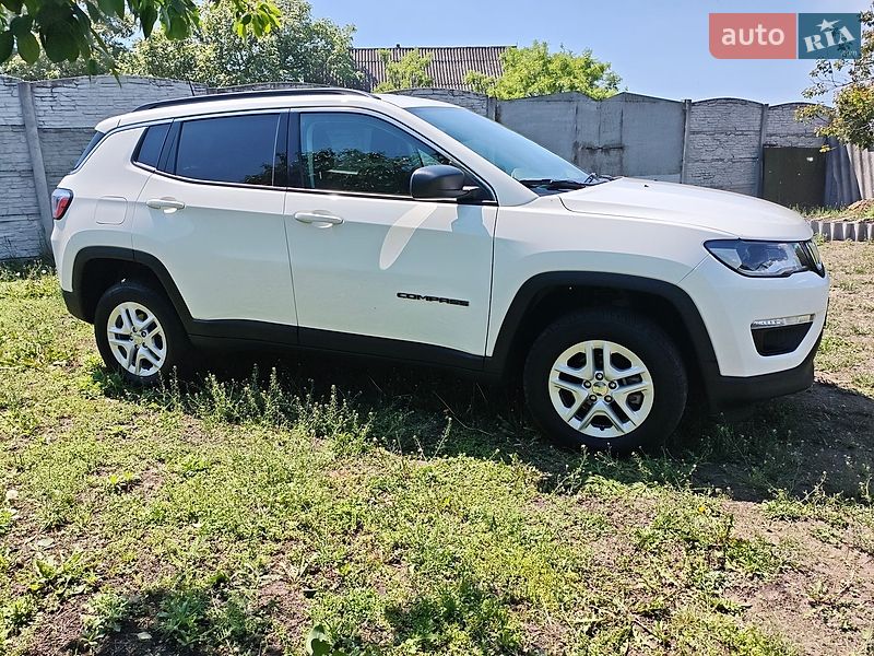 Внедорожник / Кроссовер Jeep Compass 2020 в Кременчуге