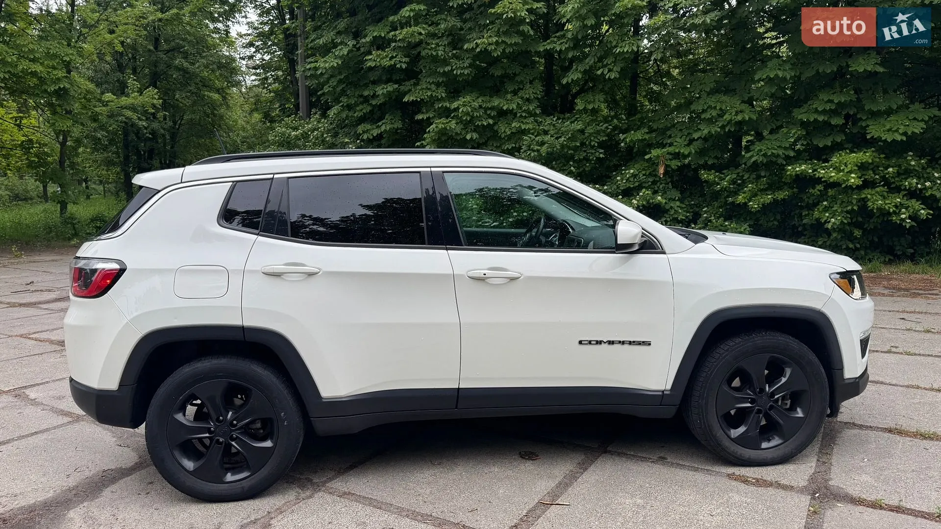 2017 Jeep Compass - мініатюра 12