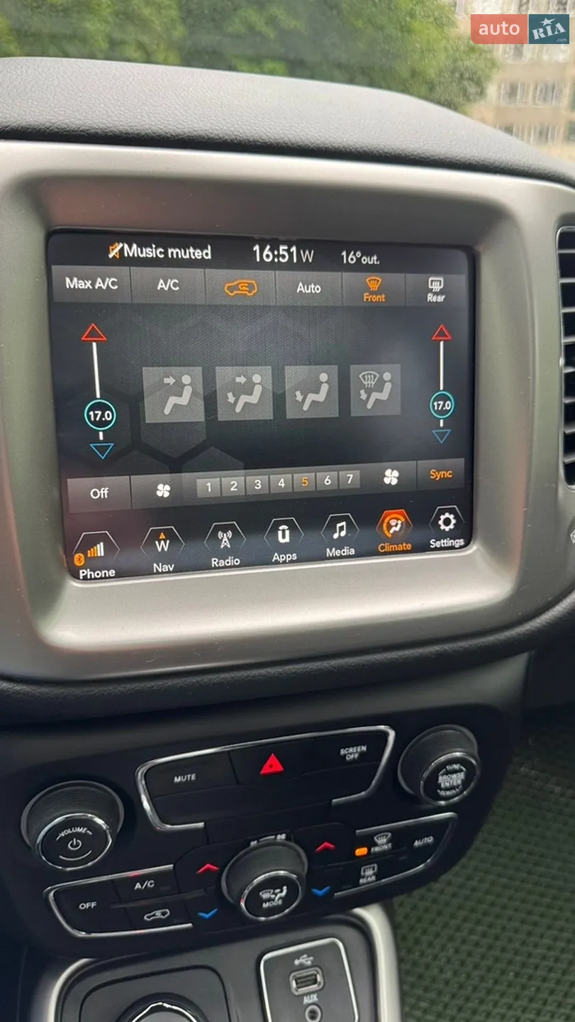 2017 Jeep Compass - мініатюра 49