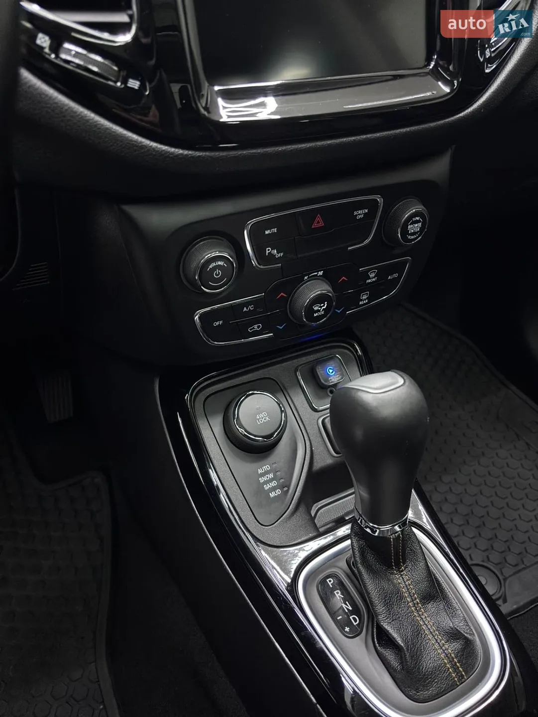 2020 Jeep Compass - мініатюра 25