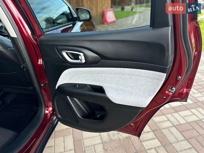 Внедорожник / Кроссовер Jeep Compass 2022 в Броварах фото 25 Внедорожник / Кроссовер Jeep Compass 2022 в Броварах