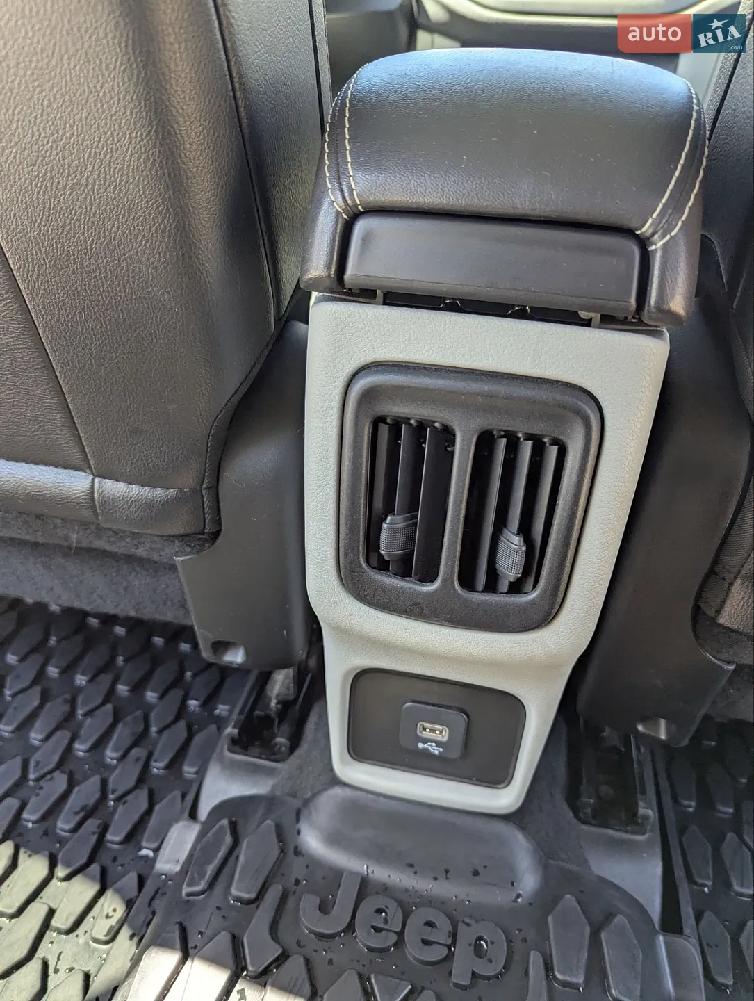 2019 Jeep Compass - мініатюра 29