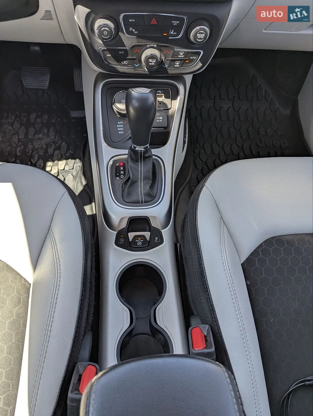 2019 Jeep Compass - мініатюра 32