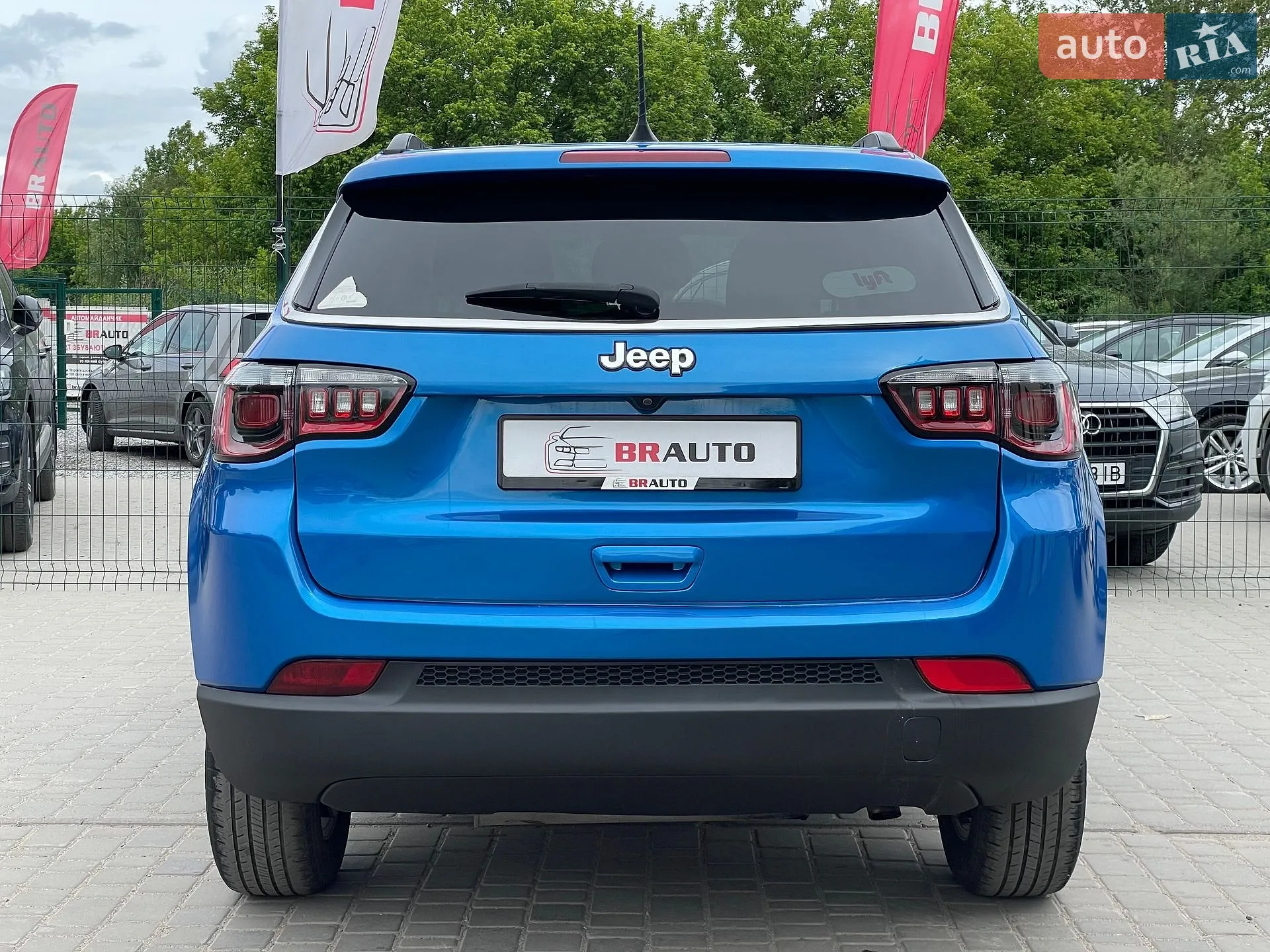 2020 Jeep Compass - мініатюра 16