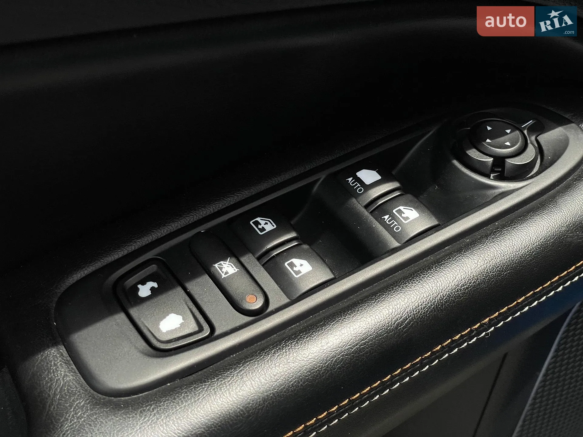 2020 Jeep Compass - мініатюра 41