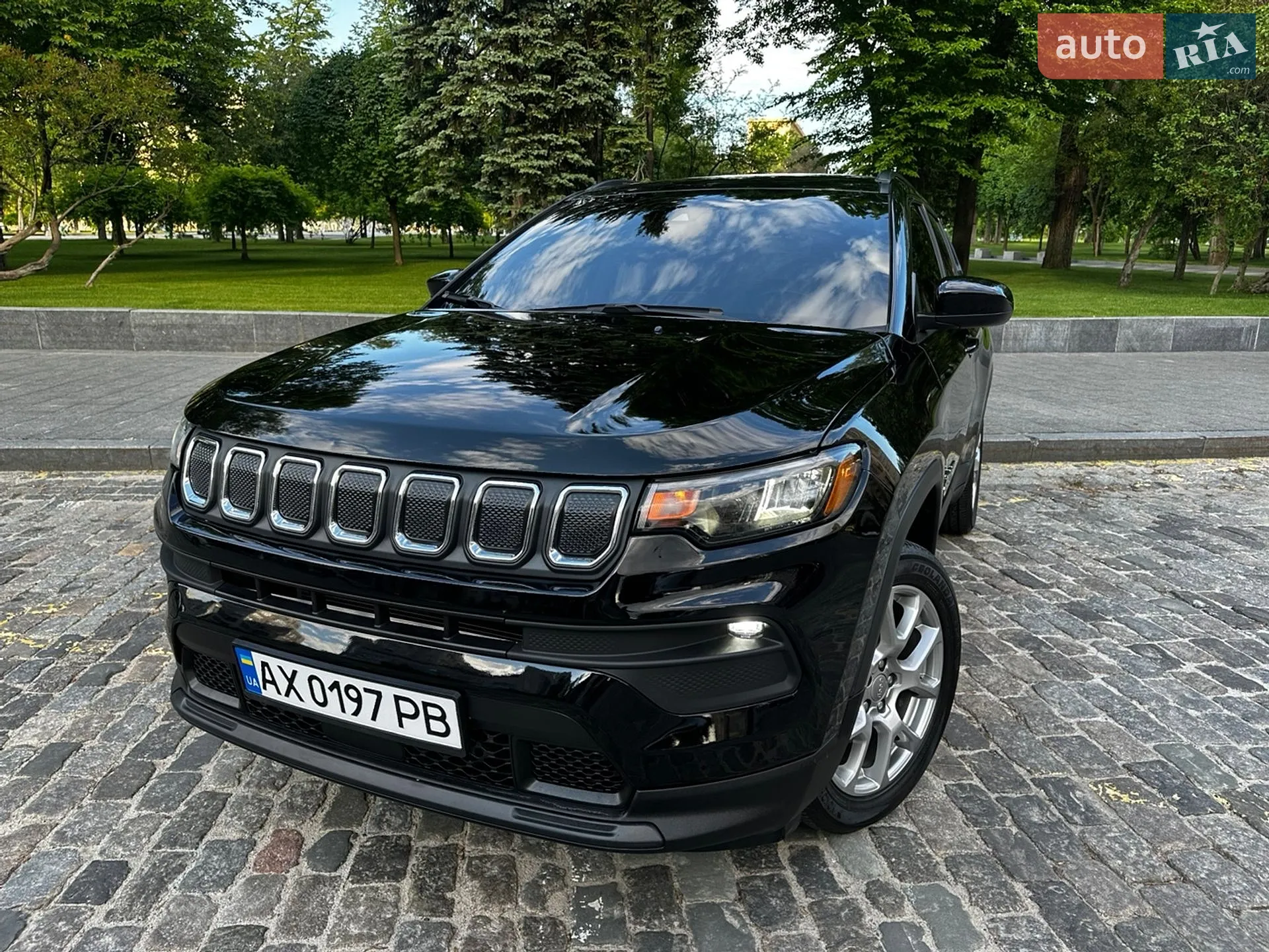 2022 Jeep Compass - мініатюра 2