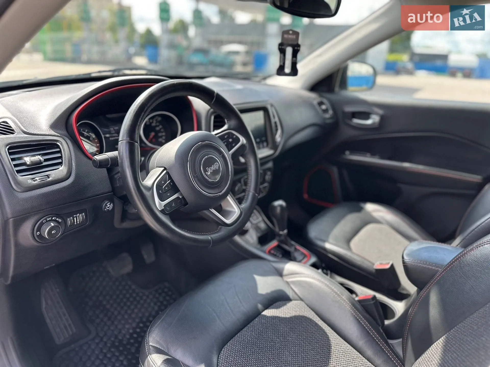 2019 Jeep Compass - мініатюра 23