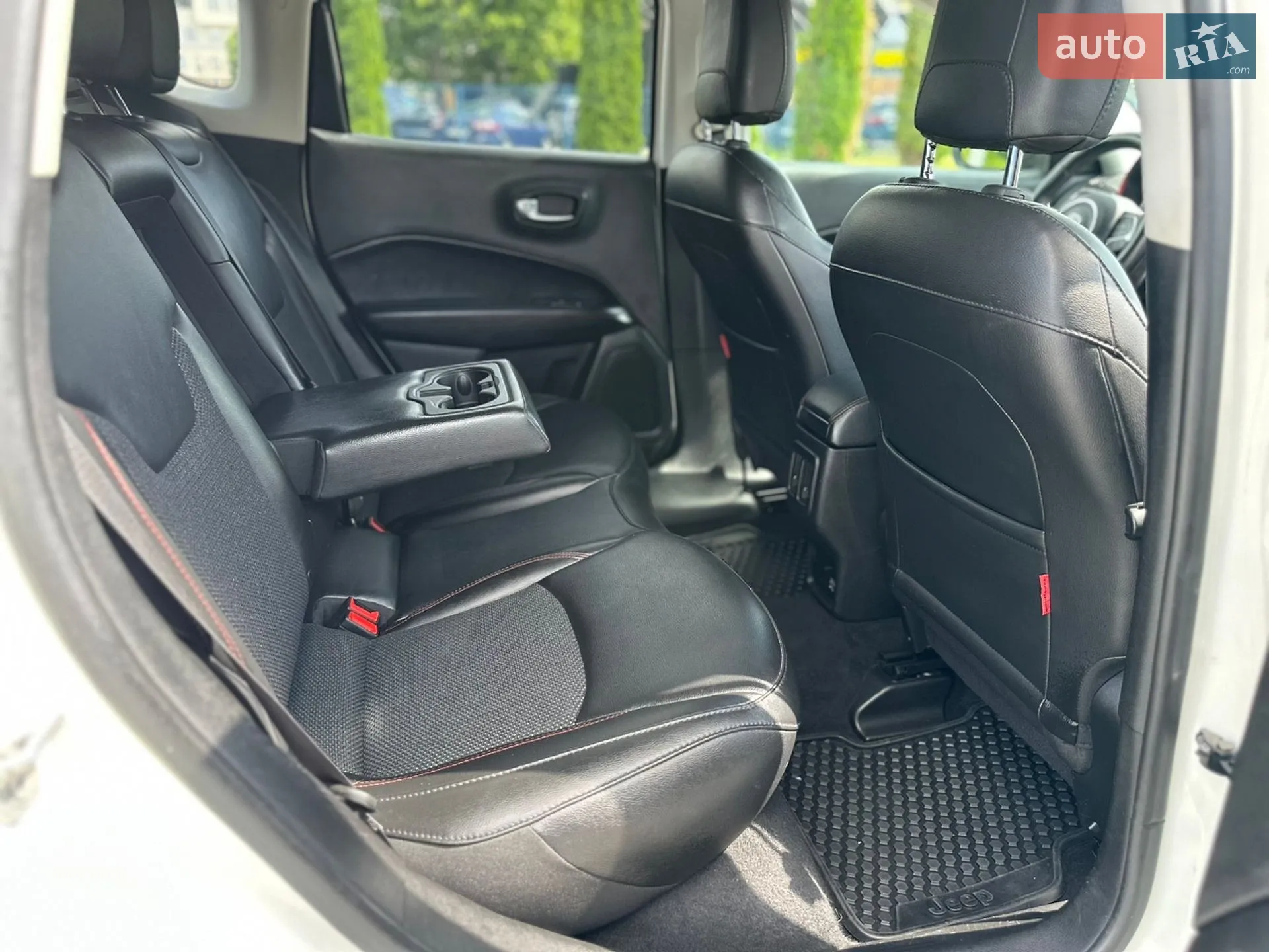 2019 Jeep Compass - мініатюра 46