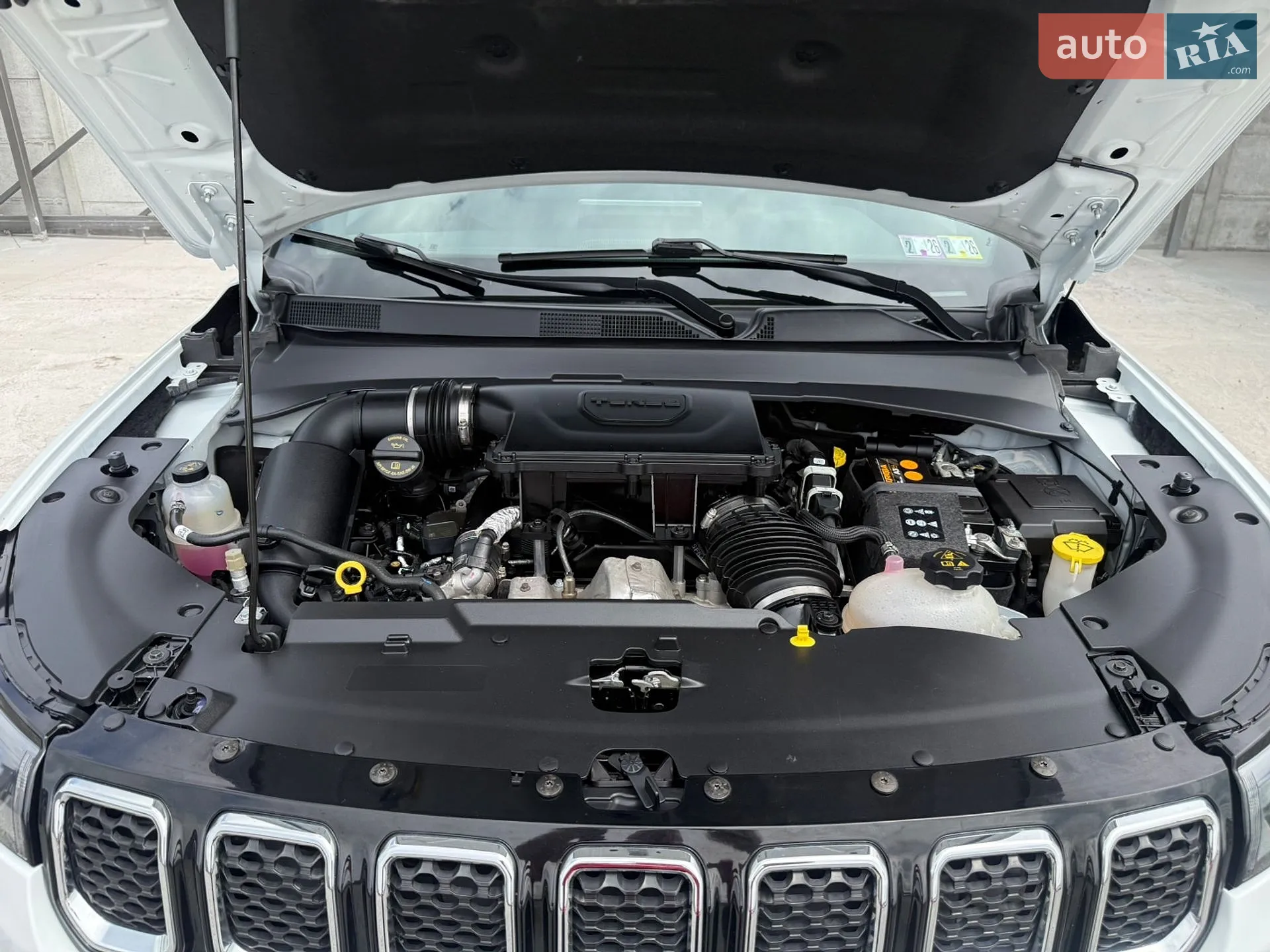2023 Jeep Compass - мініатюра 3