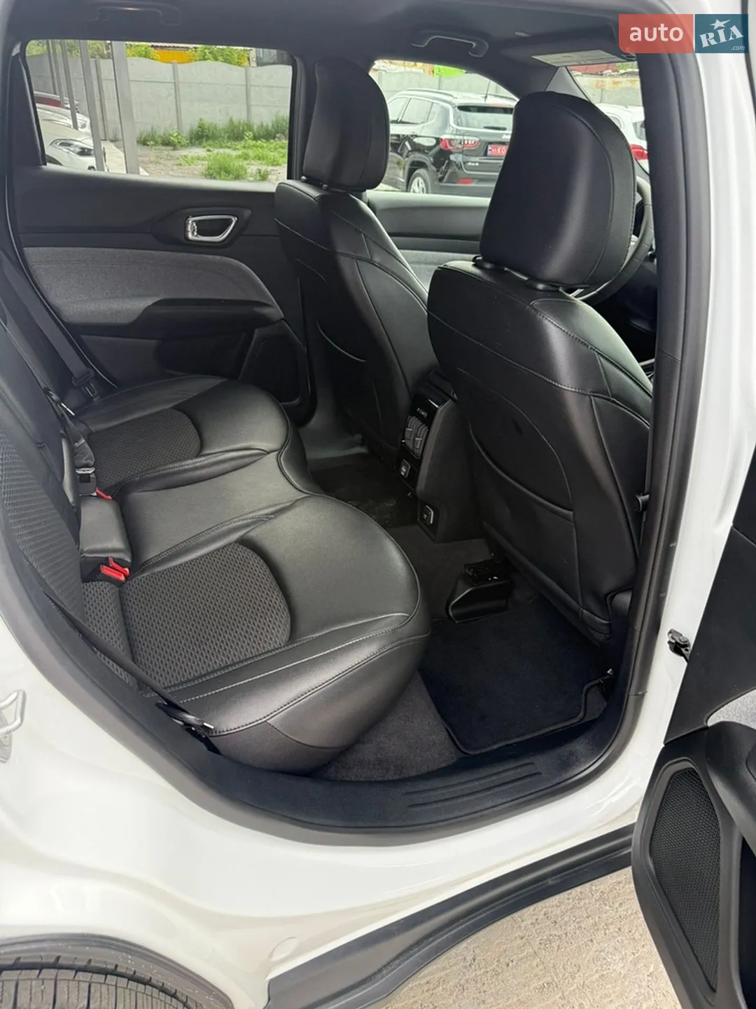 2023 Jeep Compass - мініатюра 26