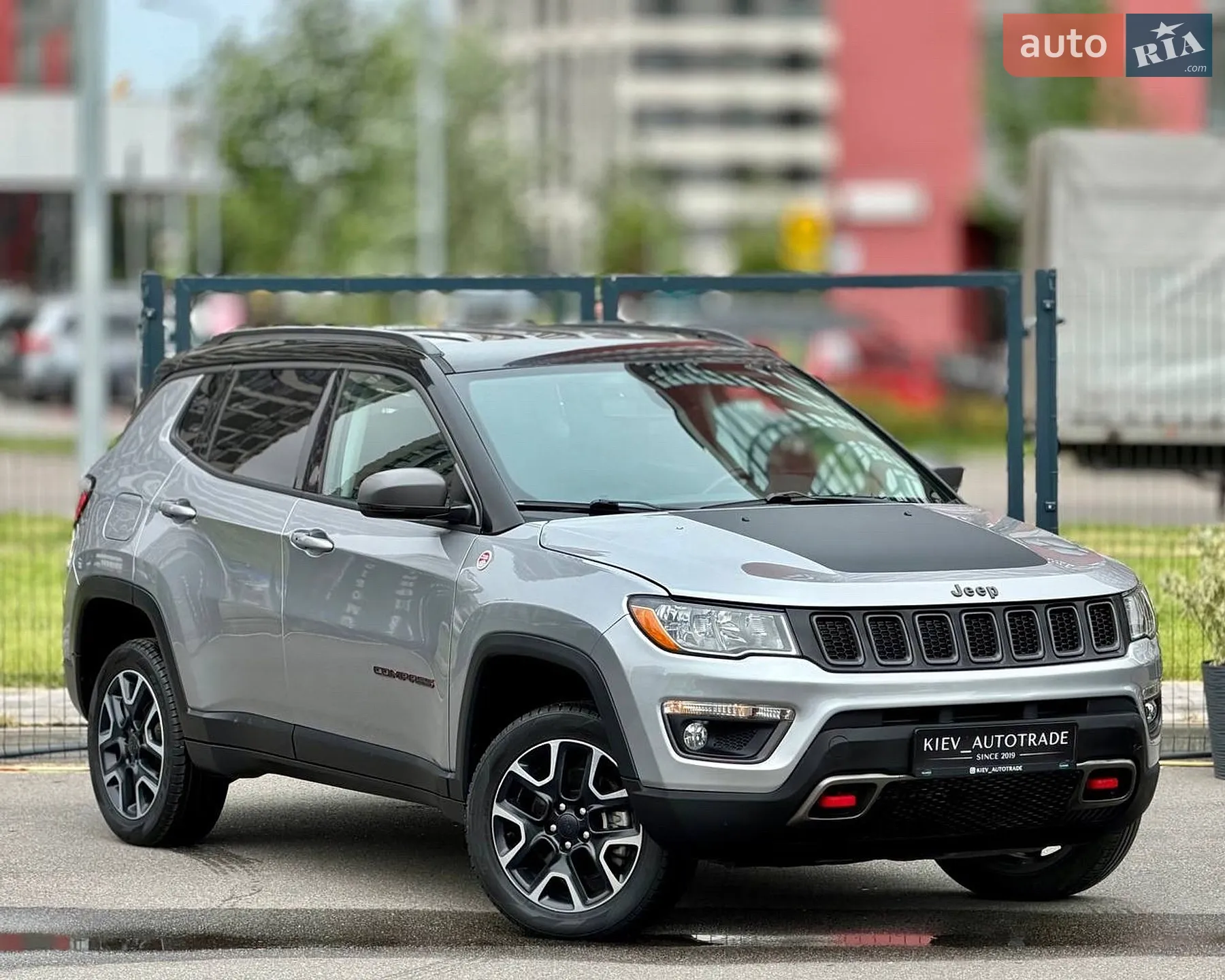 2019 Jeep Compass - мініатюра 2