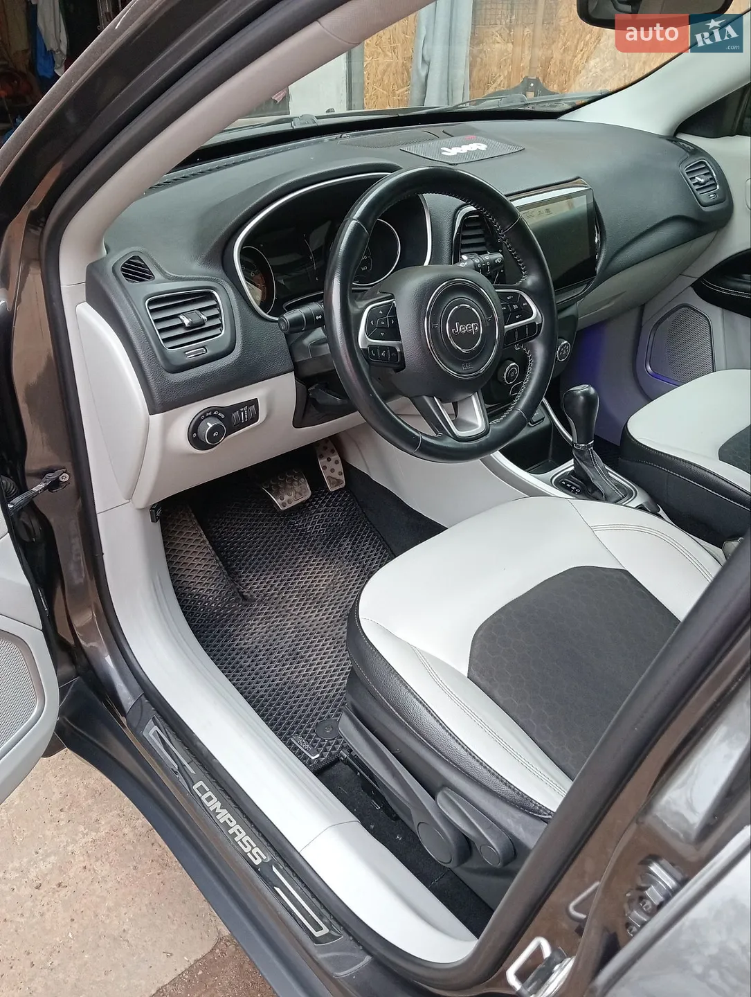 2018 Jeep Compass - мініатюра 5