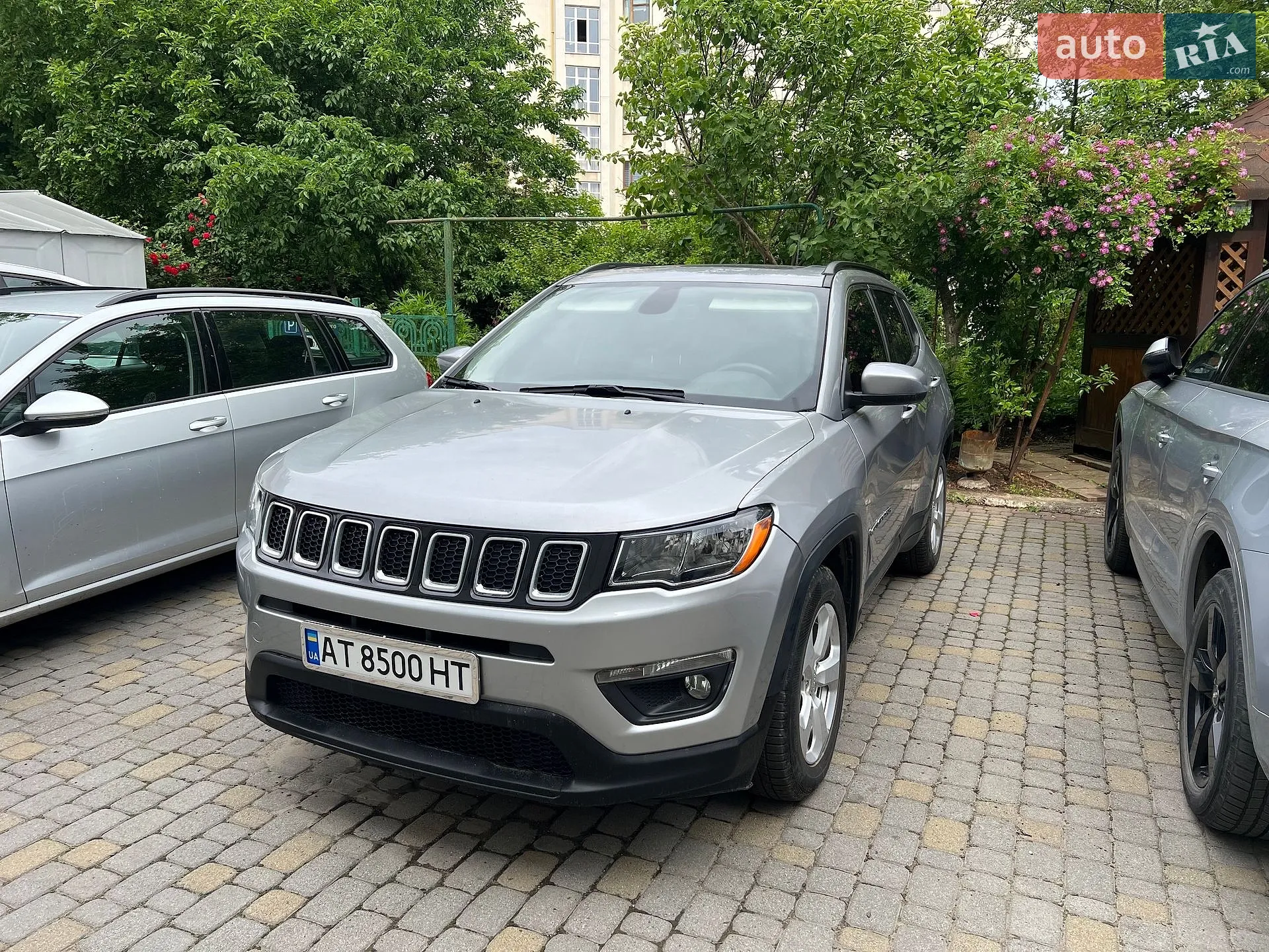 2020 Jeep Compass - фото 1