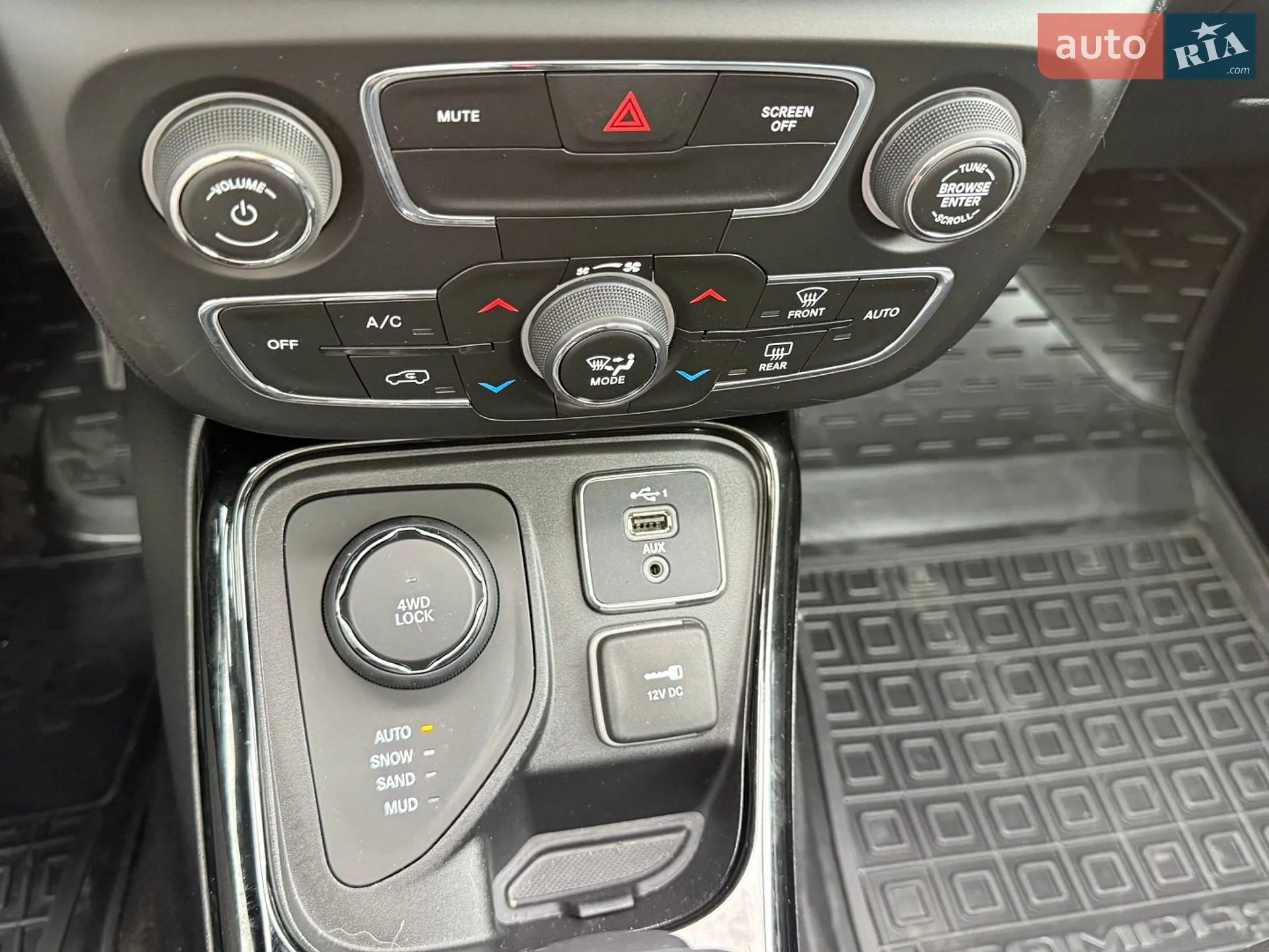 2020 Jeep Compass - мініатюра 17