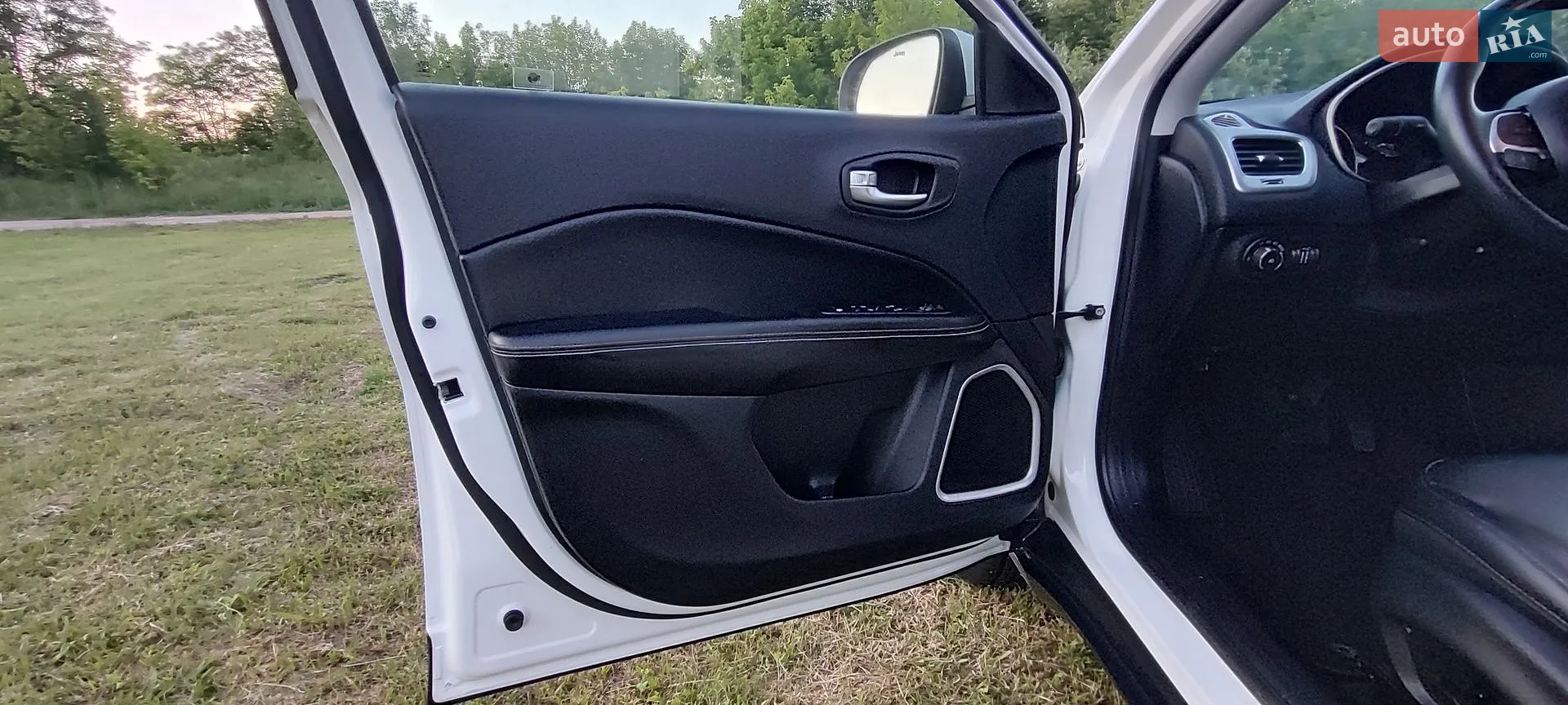 2018 Jeep Compass - мініатюра 8