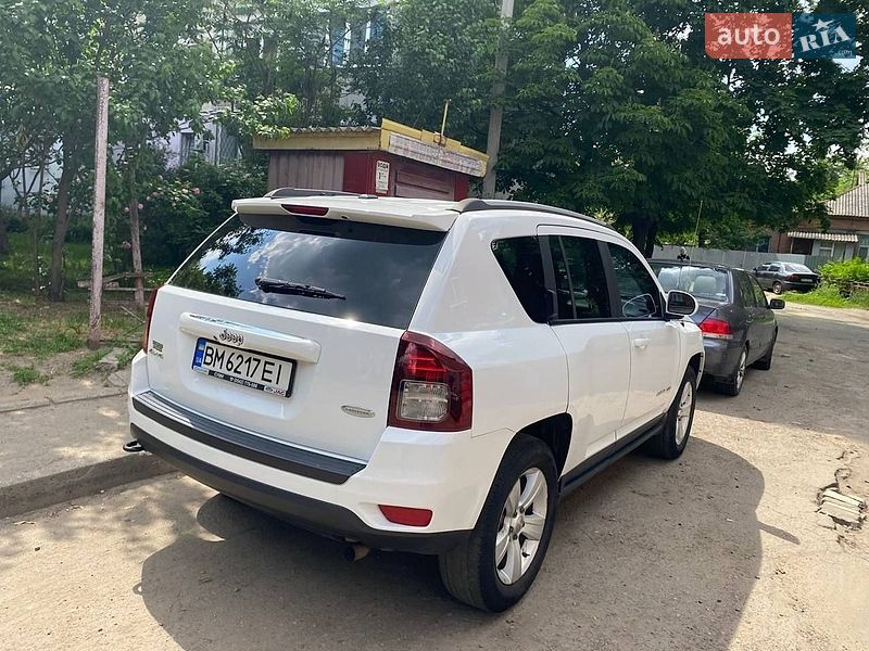 Позашляховик / Кросовер Jeep Compass 2015 в Сумах