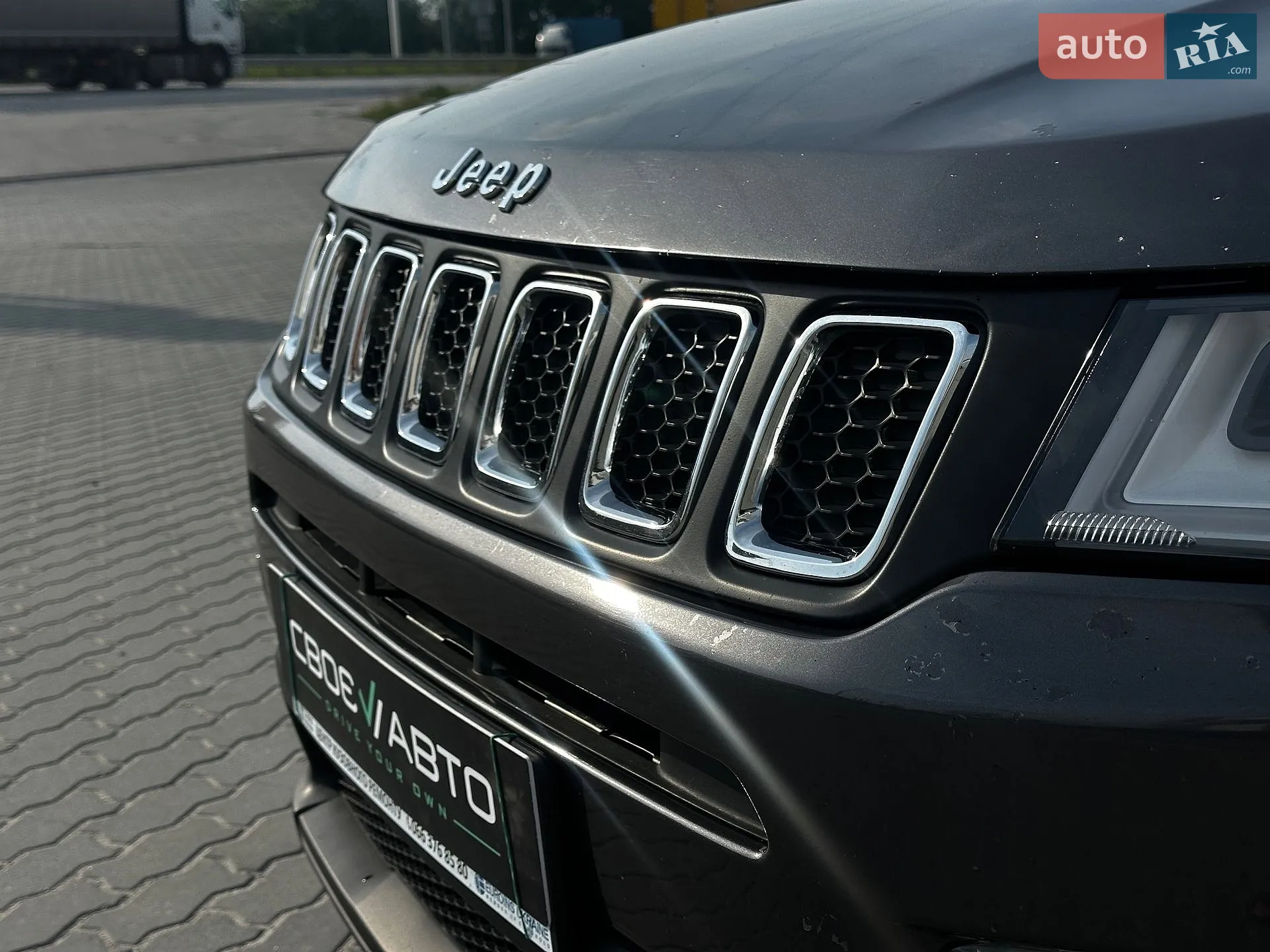 2017 Jeep Compass - мініатюра 5